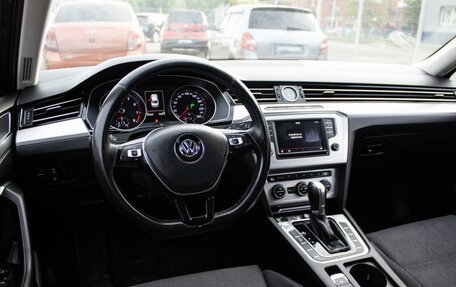 Volkswagen Passat B8 рестайлинг, 2015 год, 1 620 000 рублей, 12 фотография
