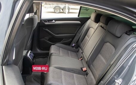 Volkswagen Passat B8 рестайлинг, 2015 год, 1 620 000 рублей, 8 фотография