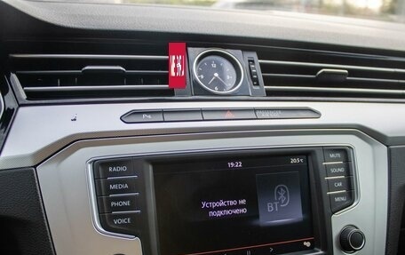 Volkswagen Passat B8 рестайлинг, 2015 год, 1 620 000 рублей, 15 фотография