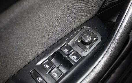 Volkswagen Passat B8 рестайлинг, 2015 год, 1 620 000 рублей, 21 фотография