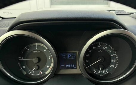 Toyota Land Cruiser Prado 150 рестайлинг 2, 2015 год, 3 381 000 рублей, 9 фотография