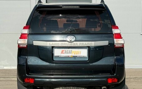 Toyota Land Cruiser Prado 150 рестайлинг 2, 2015 год, 3 381 000 рублей, 6 фотография