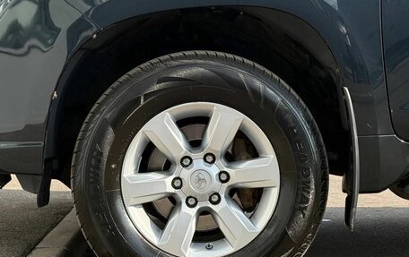 Toyota Land Cruiser Prado 150 рестайлинг 2, 2015 год, 3 381 000 рублей, 24 фотография