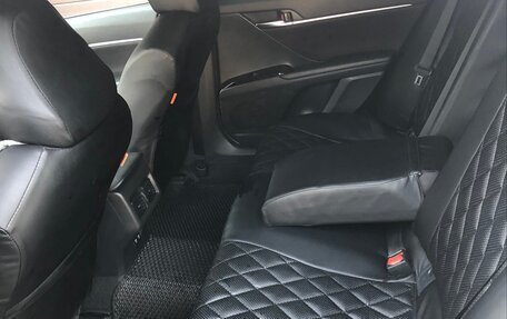 Toyota Camry, 2020 год, 2 450 000 рублей, 6 фотография