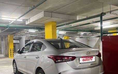 Hyundai Solaris II рестайлинг, 2021 год, 1 800 000 рублей, 3 фотография