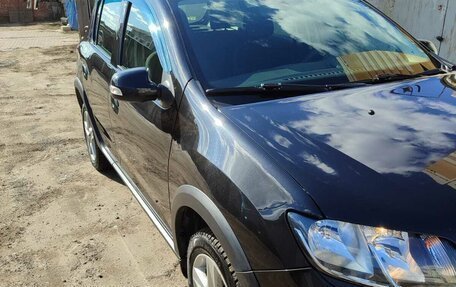 Renault Sandero II рестайлинг, 2016 год, 1 050 000 рублей, 3 фотография