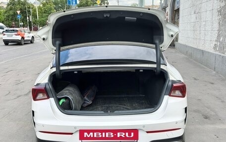 KIA K5, 2021 год, 2 200 000 рублей, 21 фотография