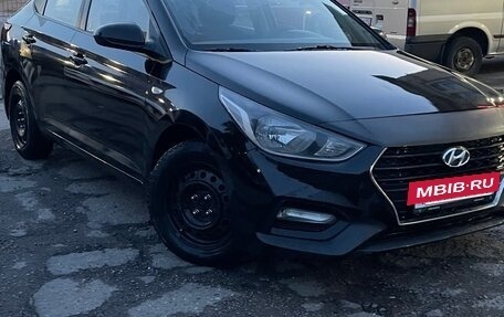 Hyundai Solaris II рестайлинг, 2018 год, 710 000 рублей, 5 фотография