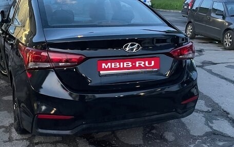 Hyundai Solaris II рестайлинг, 2018 год, 710 000 рублей, 2 фотография