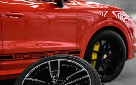 Porsche Cayenne III, 2021 год, 13 800 000 рублей, 5 фотография