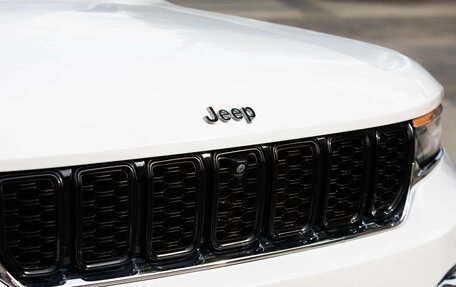 Jeep Grand Cherokee, 2023 год, 6 600 000 рублей, 32 фотография
