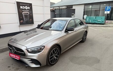 Mercedes-Benz E-Класс, 2020 год, 6 000 000 рублей, 4 фотография