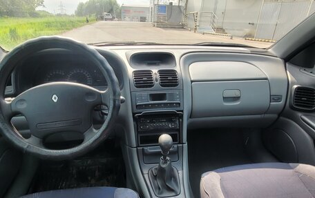 Renault Laguna II, 1999 год, 189 000 рублей, 7 фотография
