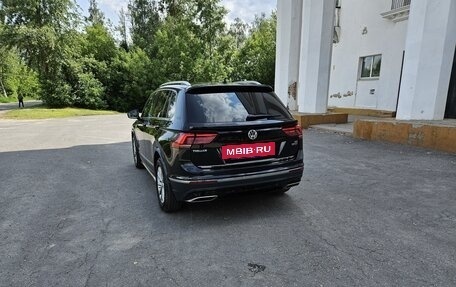 Volkswagen Tiguan II, 2017 год, 2 080 000 рублей, 8 фотография