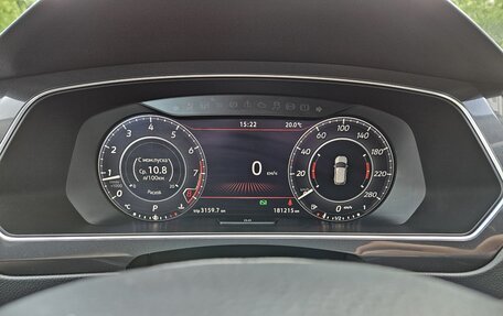 Volkswagen Tiguan II, 2017 год, 2 080 000 рублей, 18 фотография