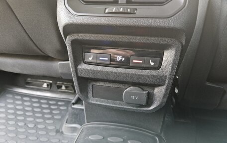 Volkswagen Tiguan II, 2017 год, 2 080 000 рублей, 17 фотография