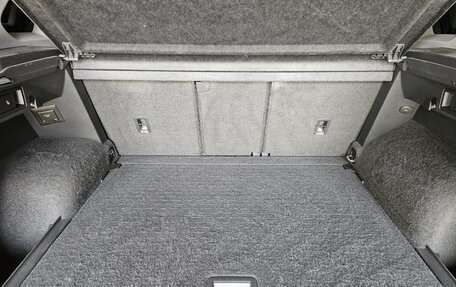 Volkswagen Tiguan II, 2017 год, 2 080 000 рублей, 23 фотография