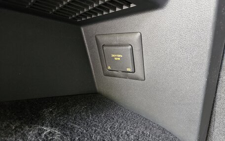 Volkswagen Tiguan II, 2017 год, 2 080 000 рублей, 25 фотография