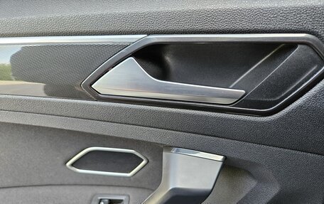 Volkswagen Tiguan II, 2017 год, 2 080 000 рублей, 21 фотография