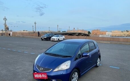 Honda Fit III, 2008 год, 890 000 рублей, 2 фотография