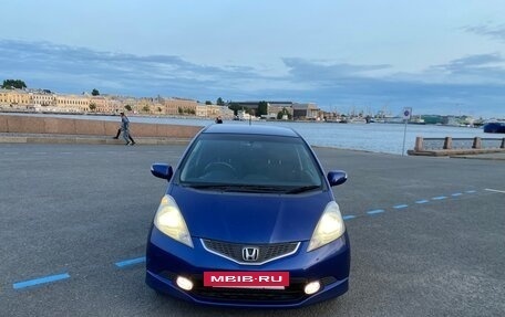 Honda Fit III, 2008 год, 890 000 рублей, 6 фотография