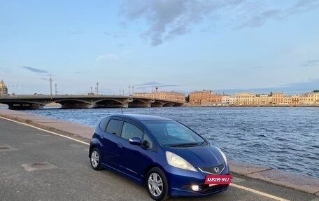 Honda Fit III, 2008 год, 890 000 рублей, 15 фотография