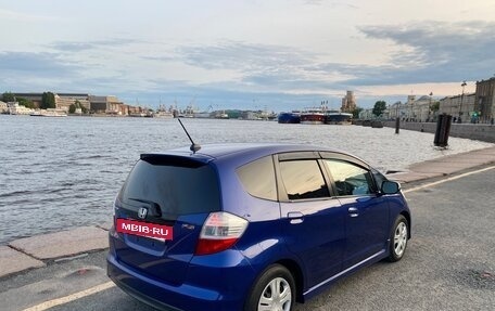 Honda Fit III, 2008 год, 890 000 рублей, 16 фотография