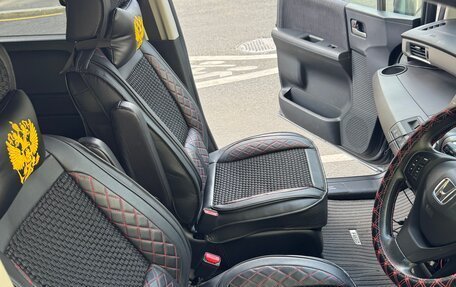 Honda Freed I, 2015 год, 1 300 000 рублей, 5 фотография