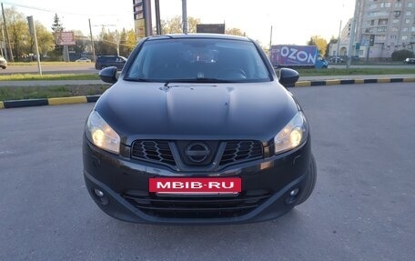 Nissan Qashqai, 2011 год, 1 090 000 рублей, 2 фотография