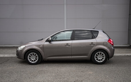 KIA cee'd I рестайлинг, 2009 год, 630 000 рублей, 2 фотография