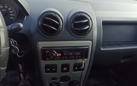 Renault Logan I, 2007 год, 400 000 рублей, 8 фотография
