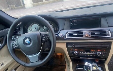 BMW 7 серия, 2010 год, 1 425 000 рублей, 6 фотография