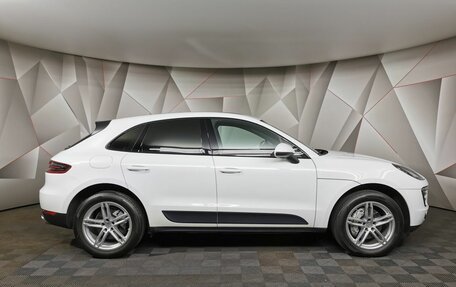Porsche Macan I рестайлинг, 2017 год, 4 543 000 рублей, 6 фотография