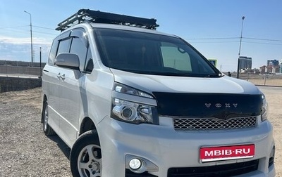 Toyota Voxy II, 2011 год, 1 650 000 рублей, 1 фотография