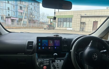 Toyota Wish II, 2003 год, 760 000 рублей, 10 фотография