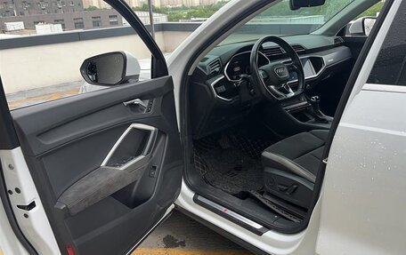 Audi Q3, 2022 год, 14 фотография
