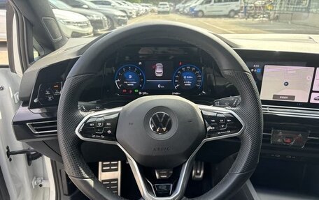 Volkswagen Golf VIII, 2022 год, 2 100 020 рублей, 9 фотография