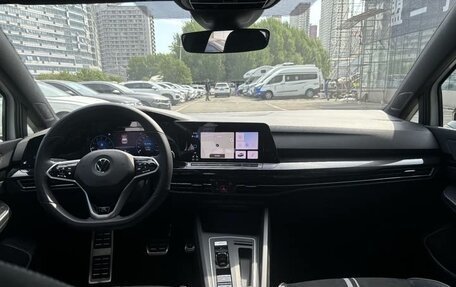 Volkswagen Golf VIII, 2022 год, 2 100 020 рублей, 12 фотография