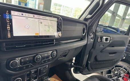 Jeep Wrangler, 2022 год, 4 100 020 рублей, 11 фотография