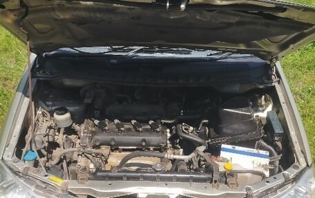 Nissan Liberty, 2002 год, 550 000 рублей, 2 фотография