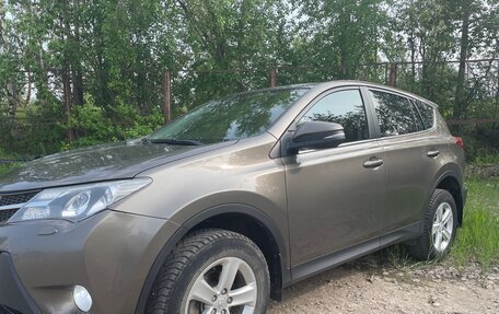 Toyota RAV4, 2013 год, 1 750 000 рублей, 4 фотография