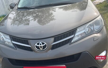 Toyota RAV4, 2013 год, 1 750 000 рублей, 2 фотография