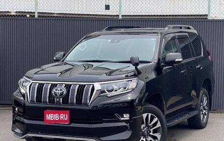 Toyota Land Cruiser Prado 150 рестайлинг 2, 2022 год, 2 541 000 рублей, 1 фотография