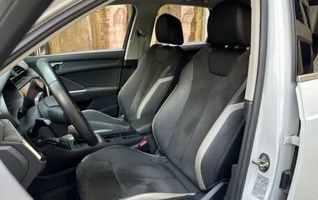 Audi Q3, 2021 год, 2 330 000 рублей, 27 фотография