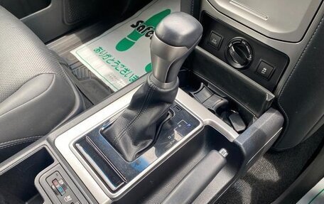 Toyota Land Cruiser Prado 150 рестайлинг 2, 2022 год, 2 541 000 рублей, 18 фотография