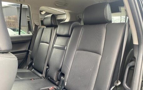 Toyota Land Cruiser Prado 150 рестайлинг 2, 2022 год, 2 541 000 рублей, 36 фотография