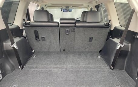 Toyota Land Cruiser Prado 150 рестайлинг 2, 2022 год, 2 541 000 рублей, 38 фотография