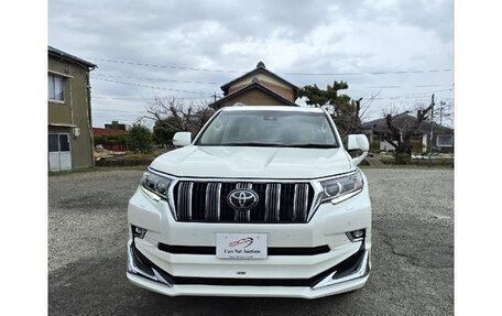 Toyota Land Cruiser Prado 150 рестайлинг 2, 2022 год, 2 523 000 рублей, 2 фотография