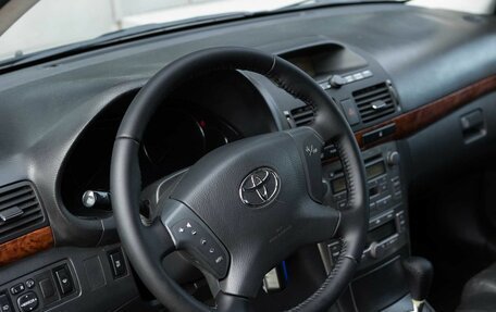 Toyota Avensis III рестайлинг, 2005 год, 799 000 рублей, 11 фотография