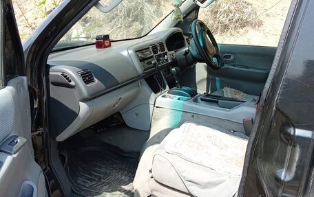 Mazda Bongo Friendee i рестайлинг, 1997 год, 300 000 рублей, 11 фотография